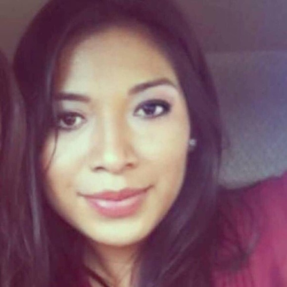 Meet your Posher, Isabel - Picture 1 of 1